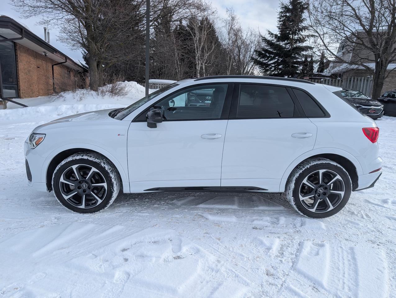 2024 Audi Q3 45 Progressiv 4dr All-Wheel Drive quattro Sport Utility Photo
