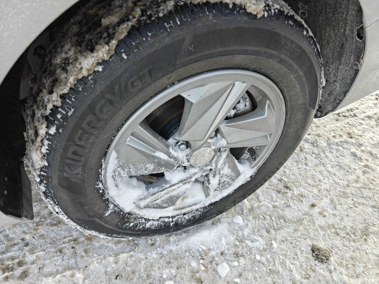 2024 Hyundai Elantra PREFERRED 4DR SEDAN Photo