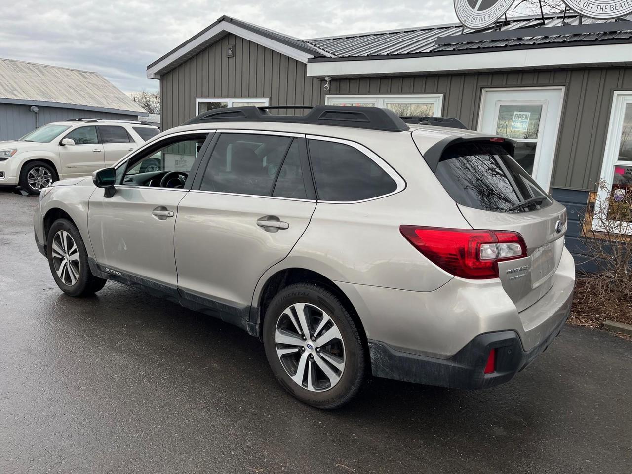 2019 Subaru Outback  Photo