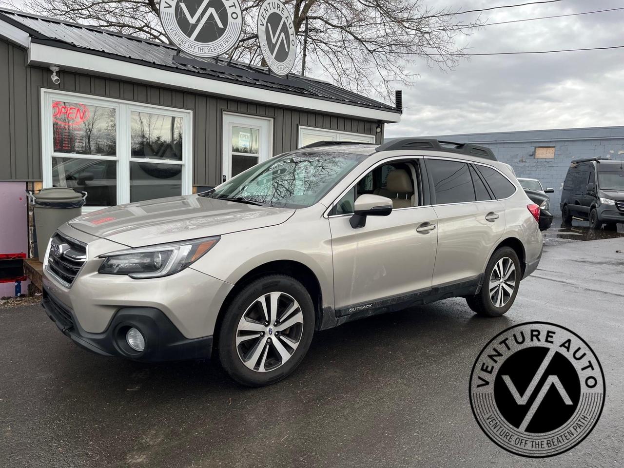 2019 Subaru Outback  Photo0