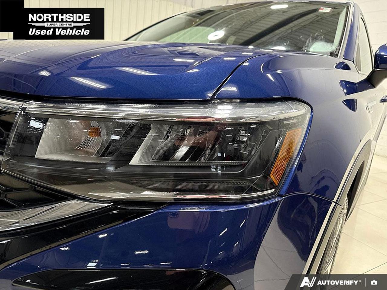 2024 Volkswagen Taos Comfortline 4dr All-Wheel Drive 4MOTION Photo