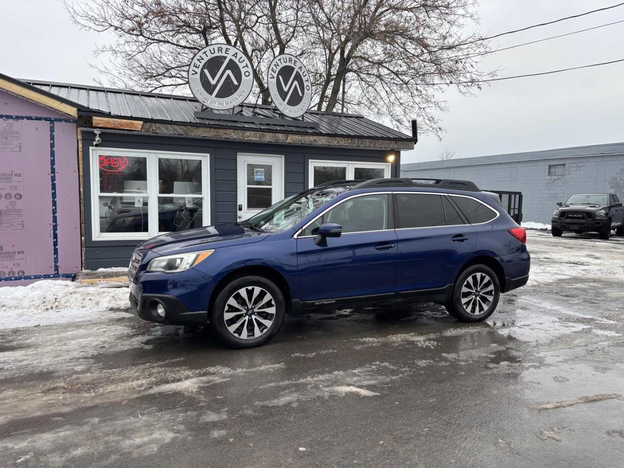 2017 Subaru Outback  Photo0