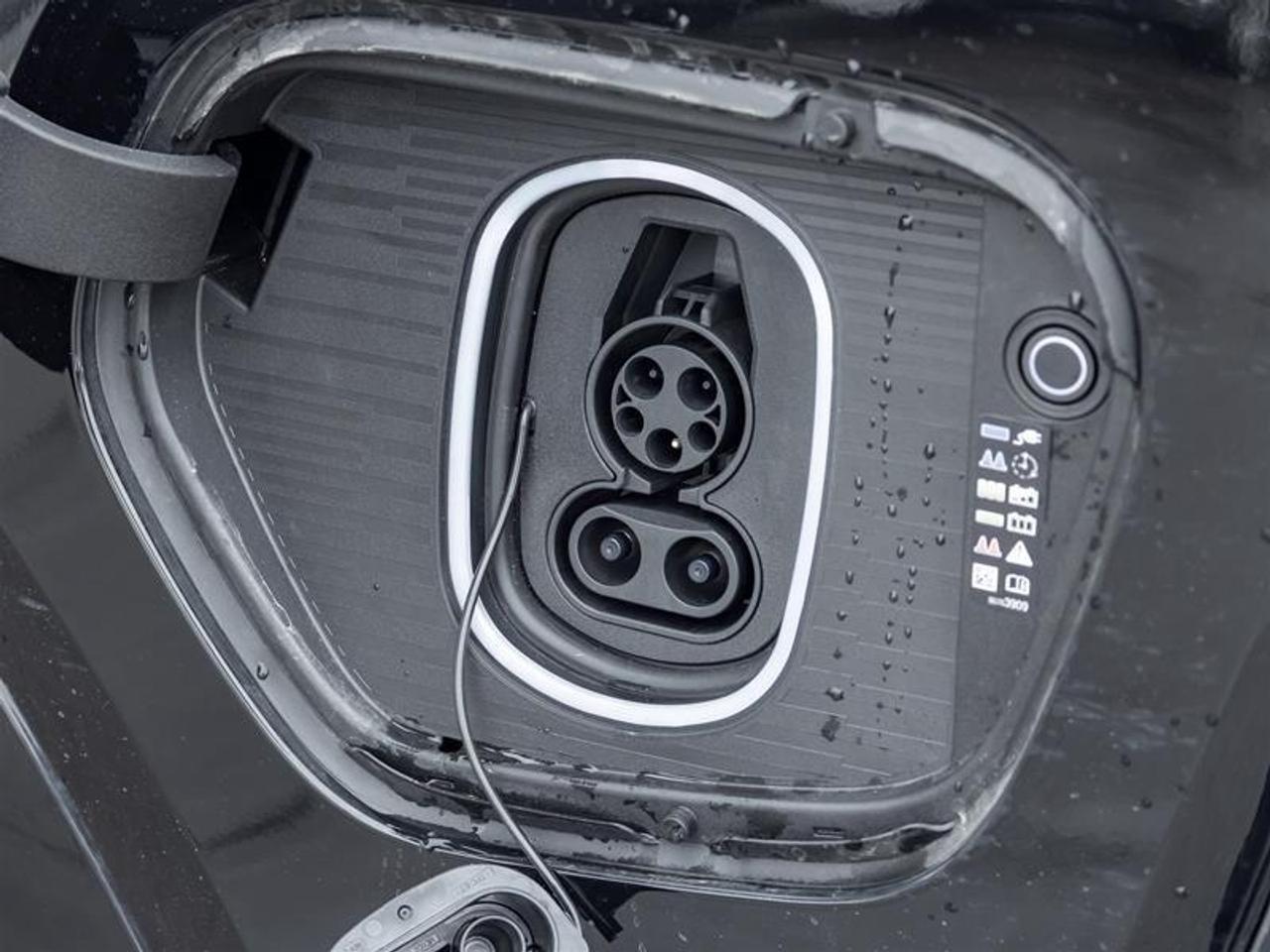 2026 Cadillac Escalade IQ Luxury 4dr All-Wheel Drive Photo