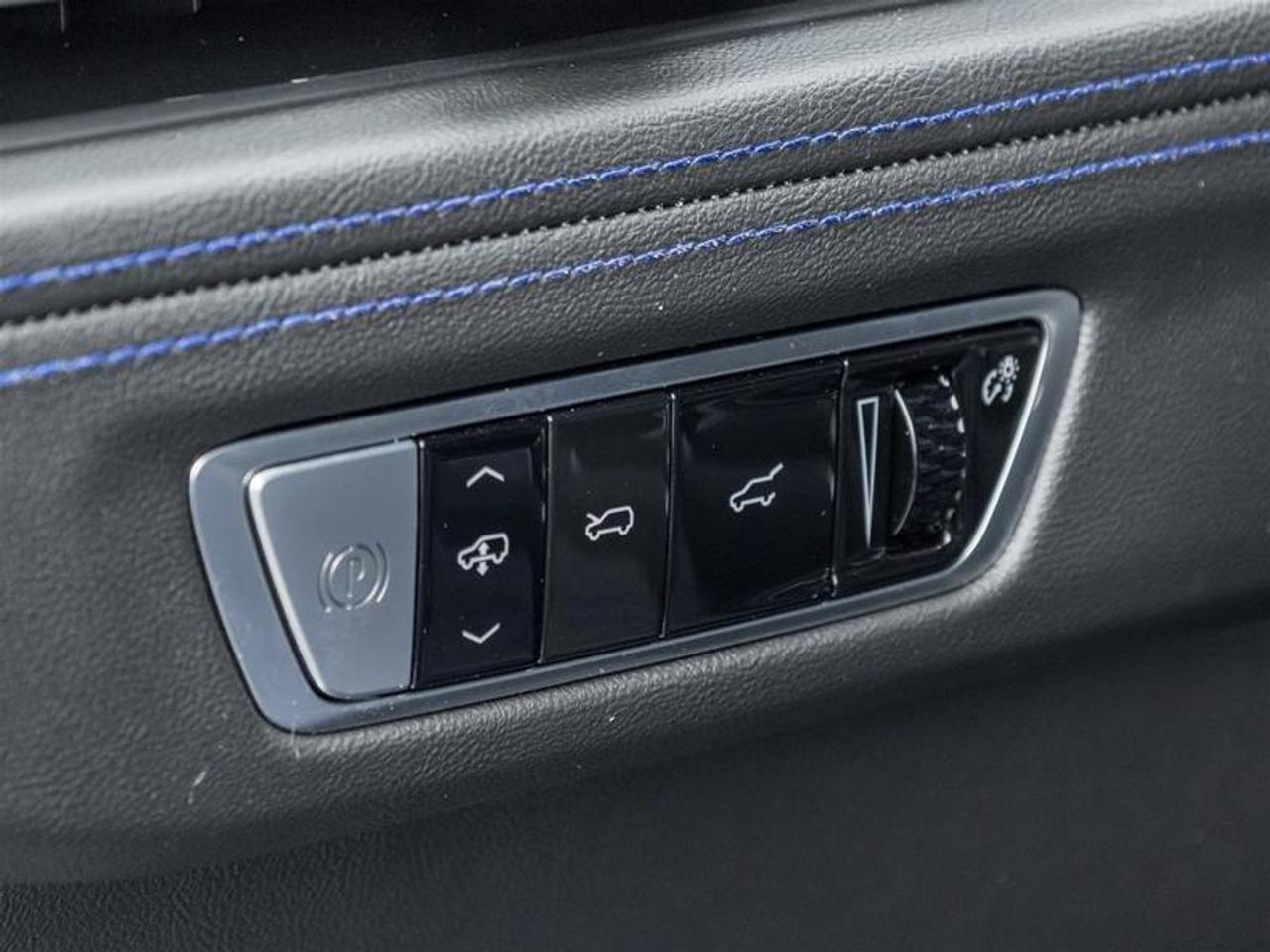 2026 Cadillac Escalade IQ Luxury 4dr All-Wheel Drive Photo