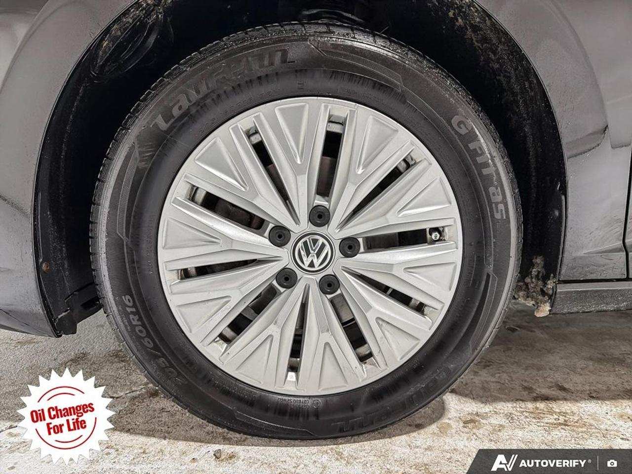 2019 Volkswagen Jetta Comfortline AUTO Photo
