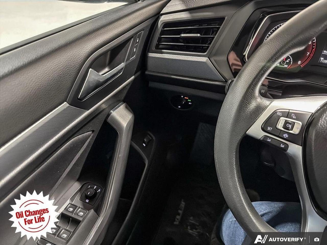 2019 Volkswagen Jetta Comfortline AUTO Photo