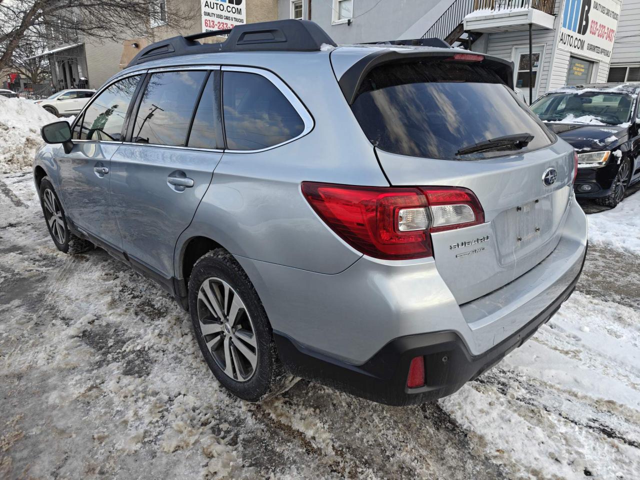 2018 Subaru Outback 3.6R Limited w/EyeSight Package (CVT) 4dr All-Wheel Drive Photo