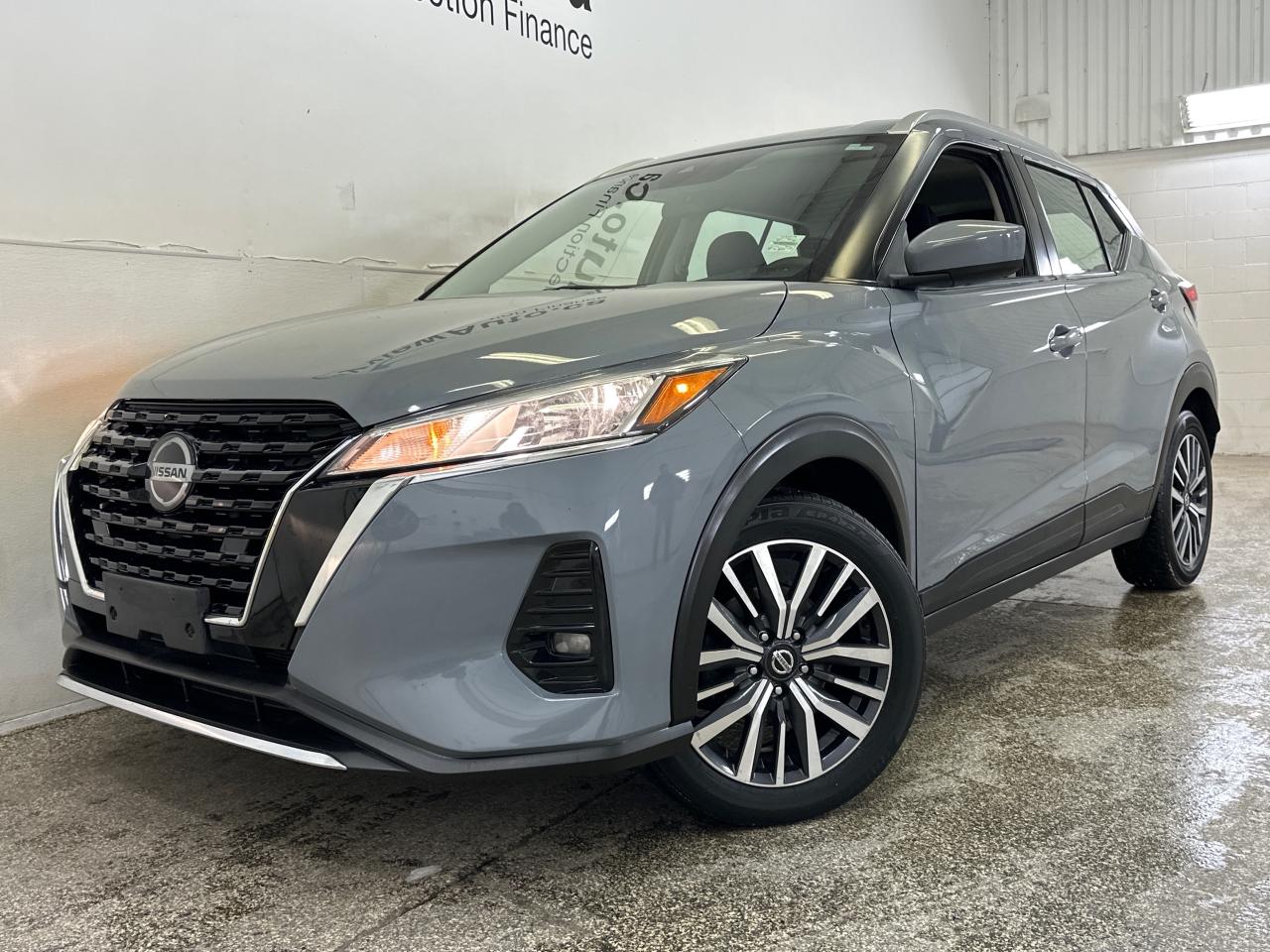 2021 Nissan Kicks SV 4dr Front-Wheel Drive Photo2