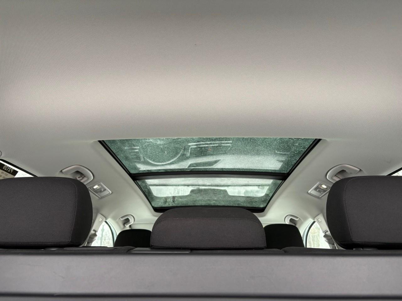 2021 Volkswagen Tiguan United 4MOTION Photo