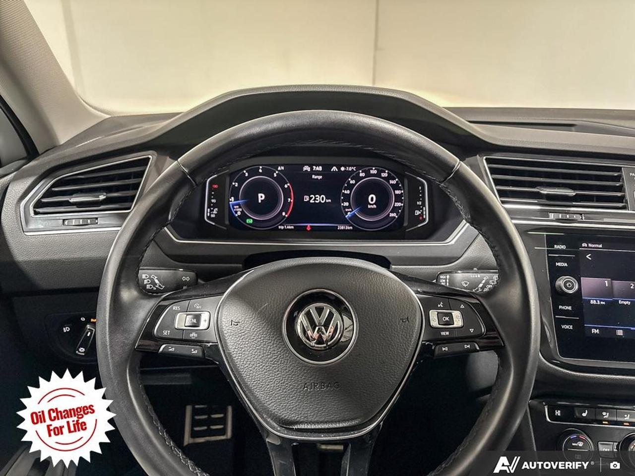 2021 Volkswagen Tiguan United 4MOTION Photo