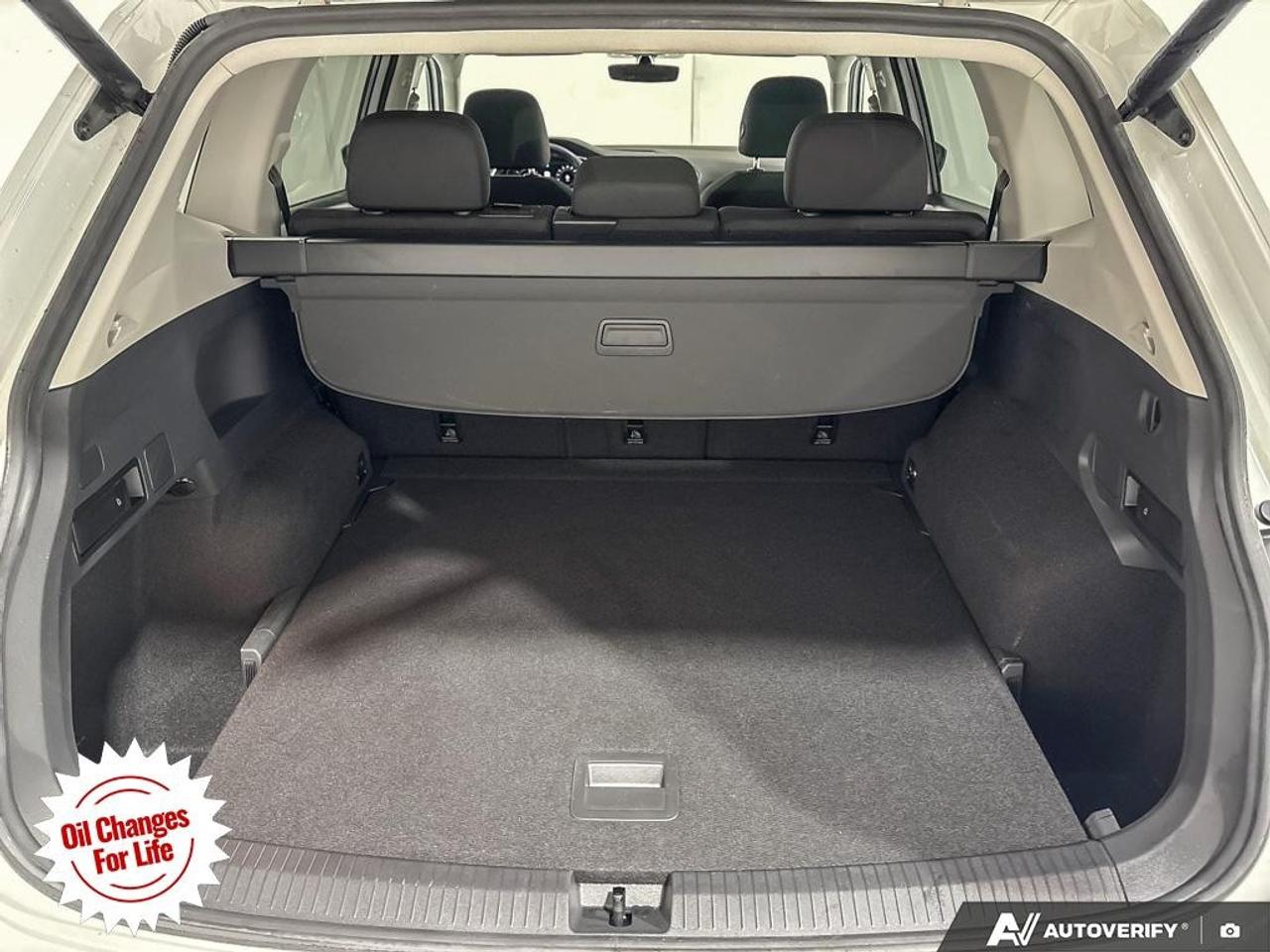 2021 Volkswagen Tiguan United 4MOTION Photo