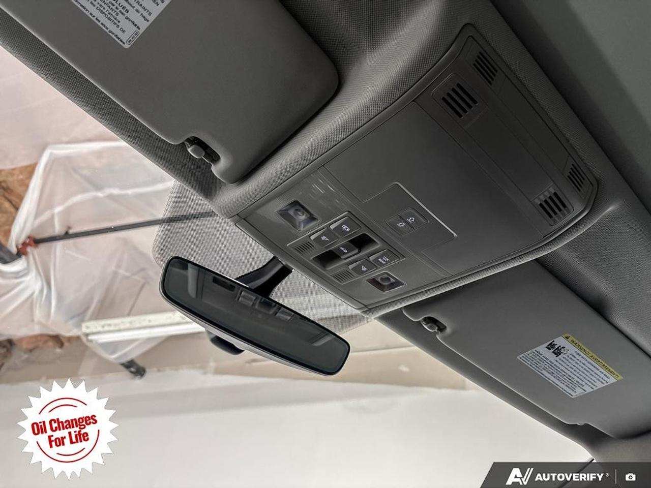 2021 Volkswagen Tiguan United 4MOTION Photo