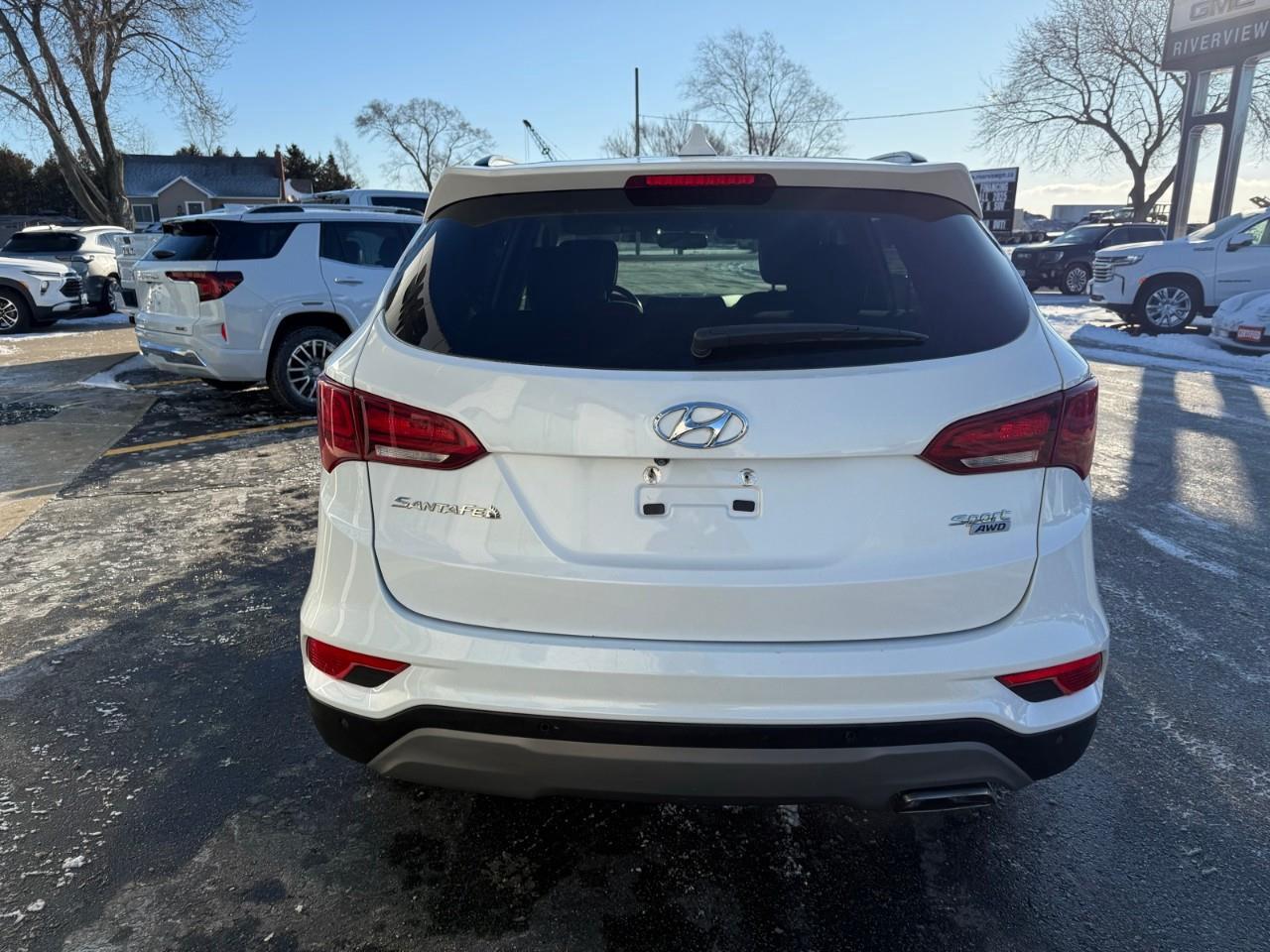 2018 Hyundai Santa Fe Sport 2.4 Premium 4dr All-Wheel Drive Photo