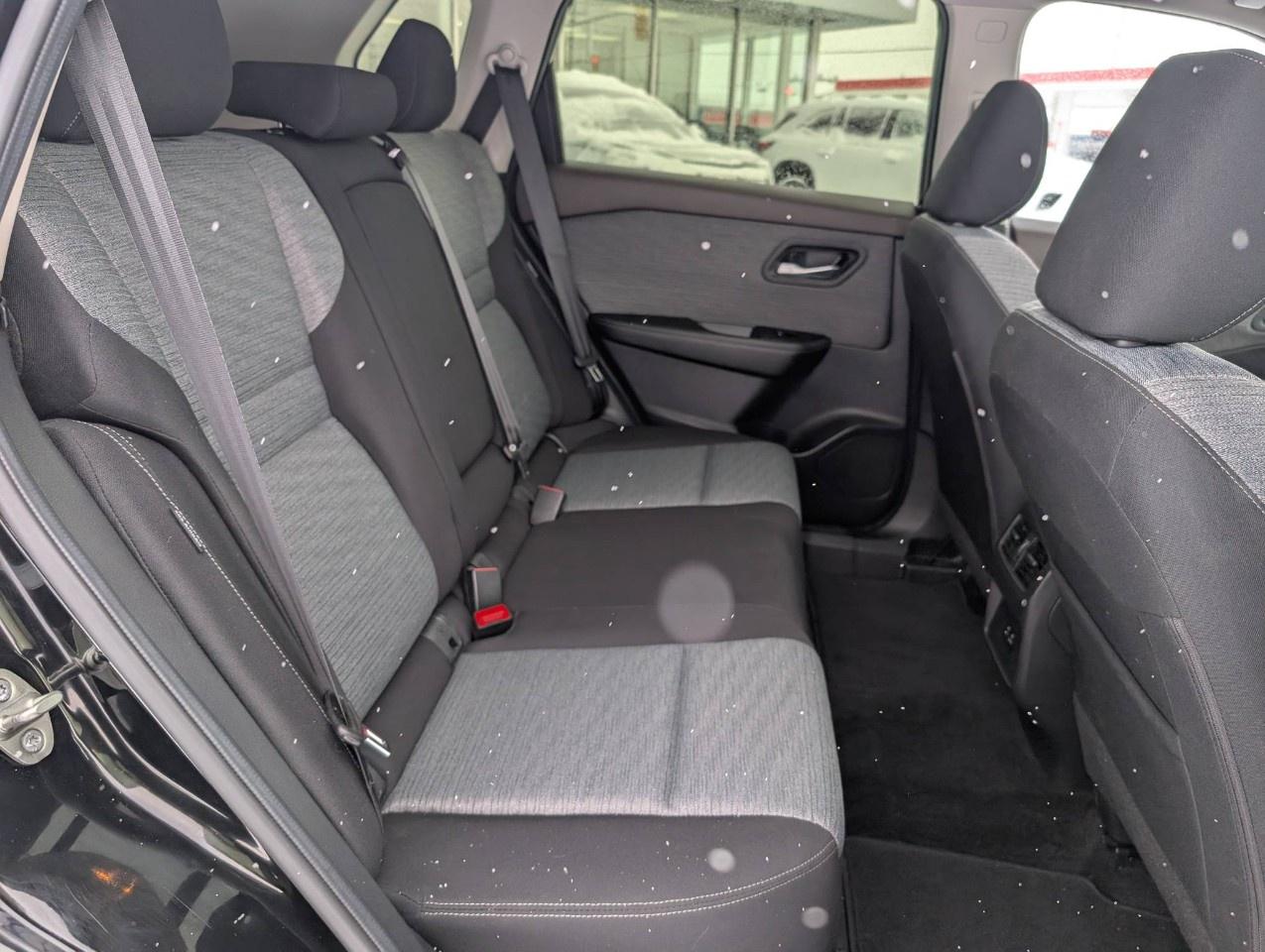 2023 Nissan Rogue  Photo