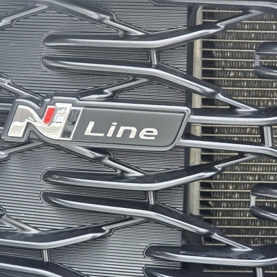 2022 Hyundai KONA 1.6T N Line AWD Photo4