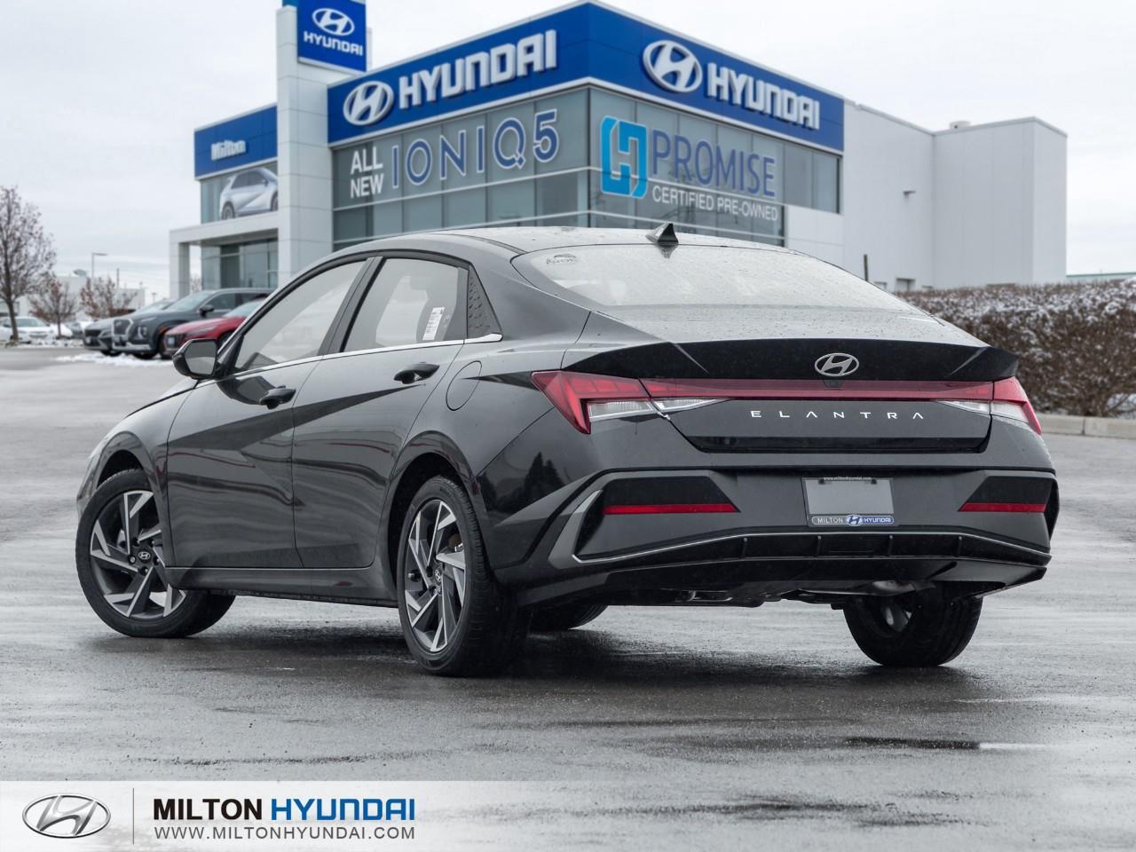 2026 Hyundai Elantra  Photo4