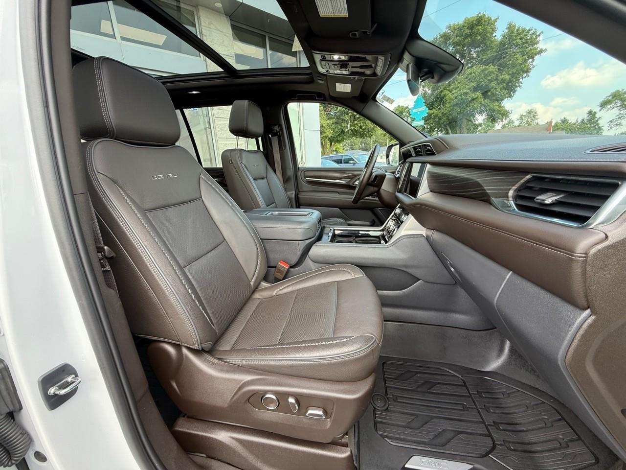 2023 GMC Yukon Denali 4X4 Photo