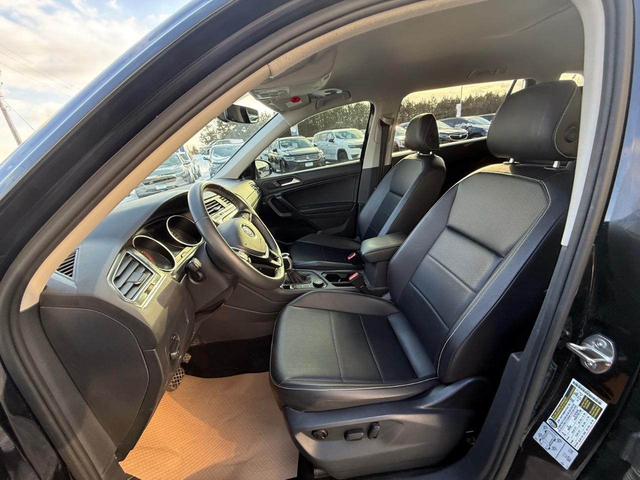 2021 Volkswagen Tiguan Comfortline 4dr All-wheel Drive 4MOTION Photo