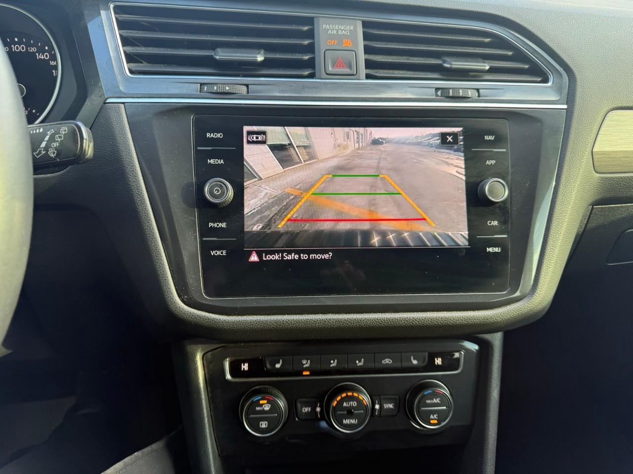 2021 Volkswagen Tiguan Comfortline 4dr All-wheel Drive 4MOTION Photo