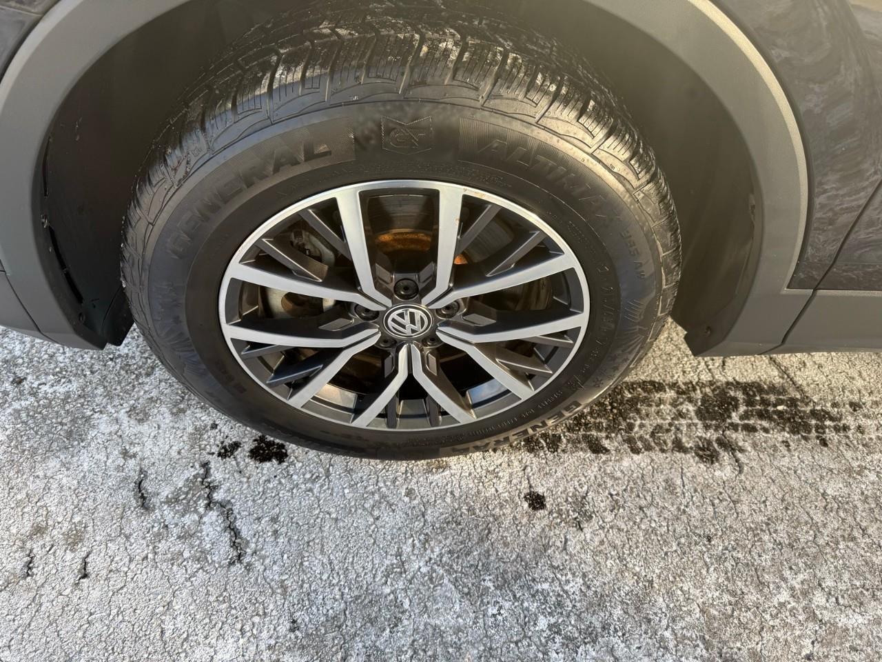 2021 Volkswagen Tiguan Comfortline 4dr All-wheel Drive 4MOTION Photo