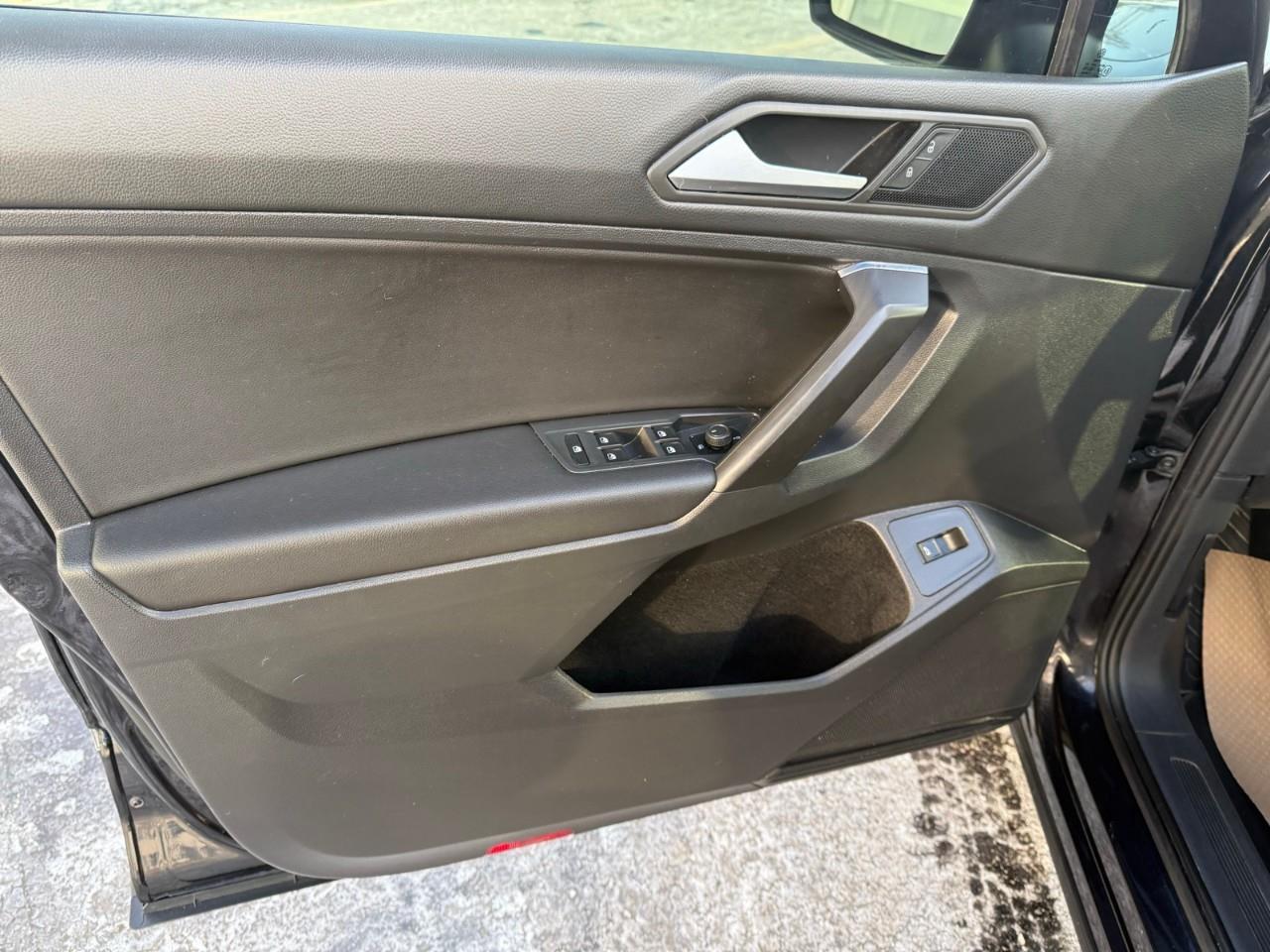 2021 Volkswagen Tiguan Comfortline 4dr All-wheel Drive 4MOTION Photo