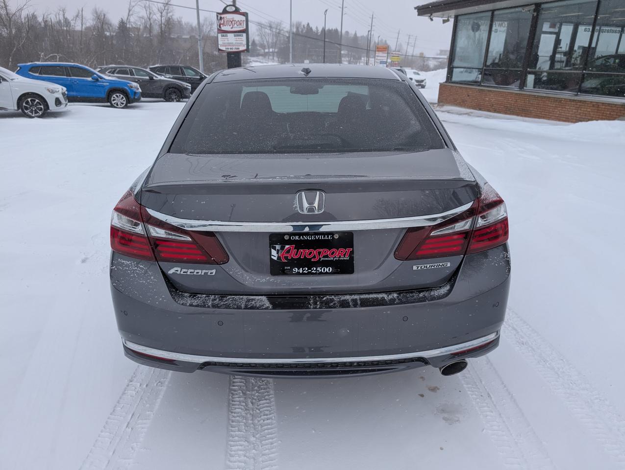 2016 Honda Accord Touring (CVT) 4dr Sedan Photo