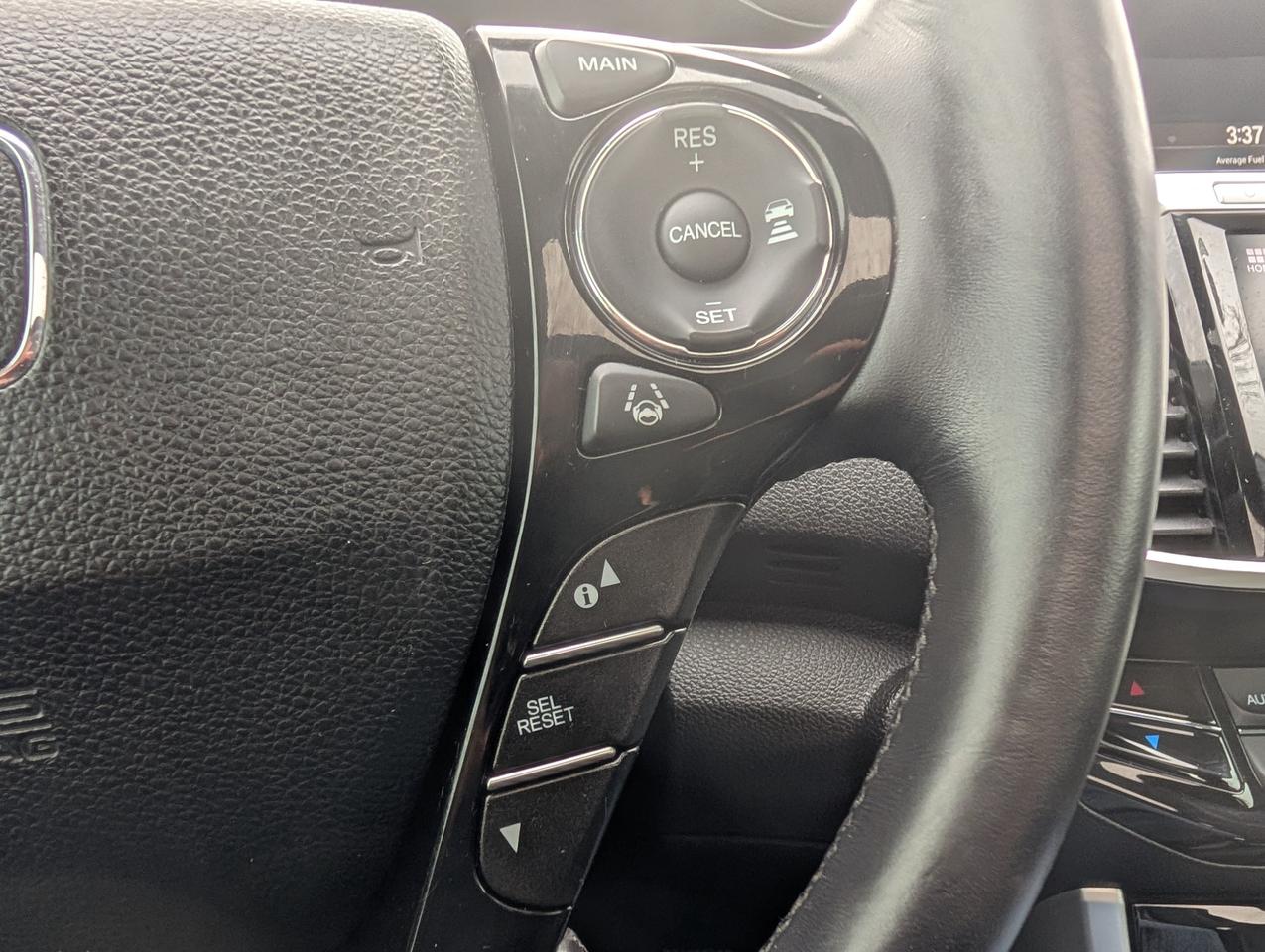 2016 Honda Accord Touring (CVT) 4dr Sedan Photo