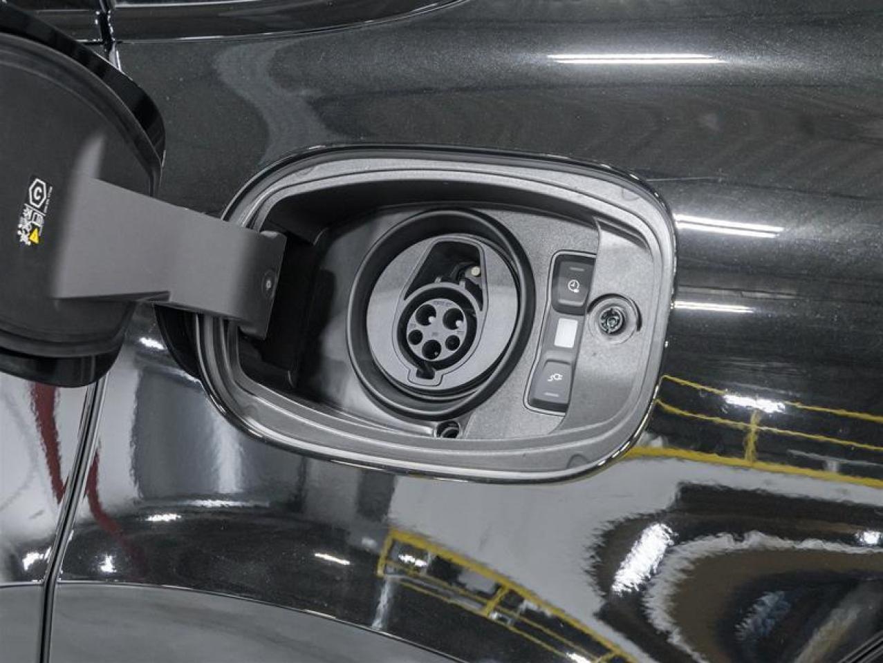 2026 Porsche Cayenne  Photo