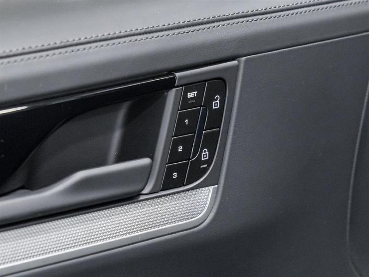 2026 Porsche Cayenne  Photo