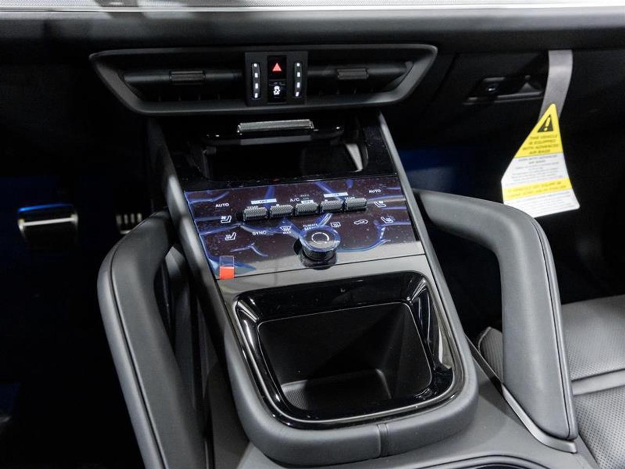 2026 Porsche Cayenne  Photo