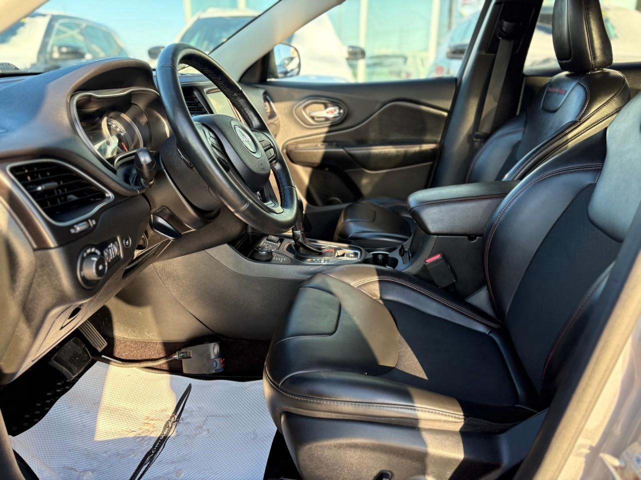 2019 Jeep Cherokee Trailhawk 4dr 4x4 Photo