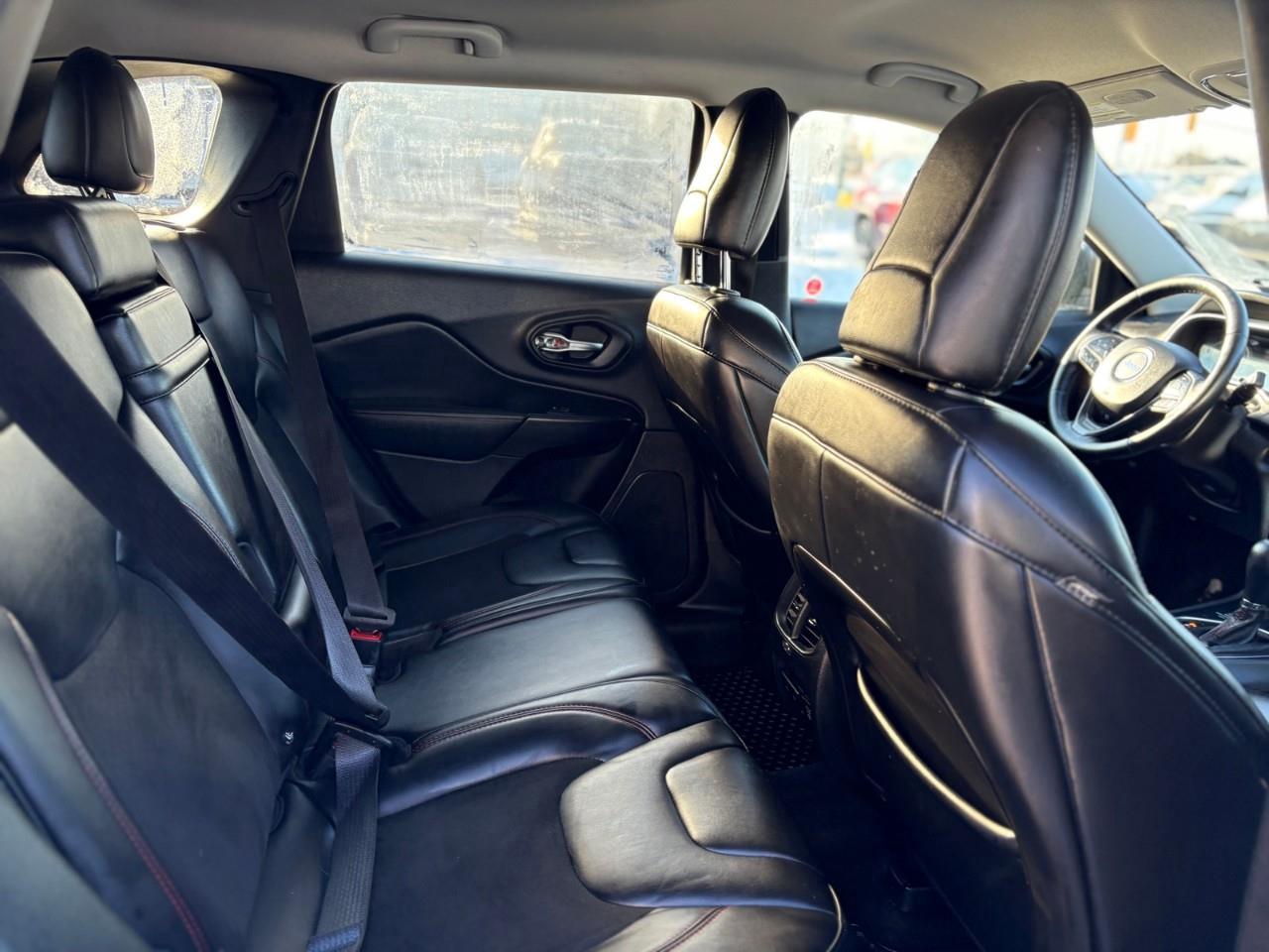 2019 Jeep Cherokee Trailhawk 4dr 4x4 Photo