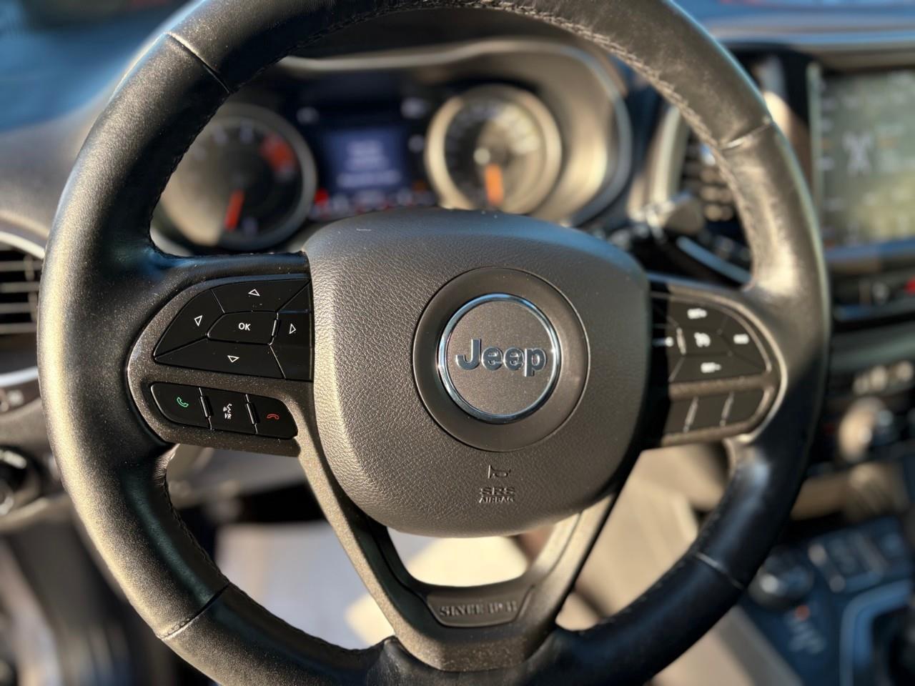 2019 Jeep Cherokee Trailhawk 4dr 4x4 Photo