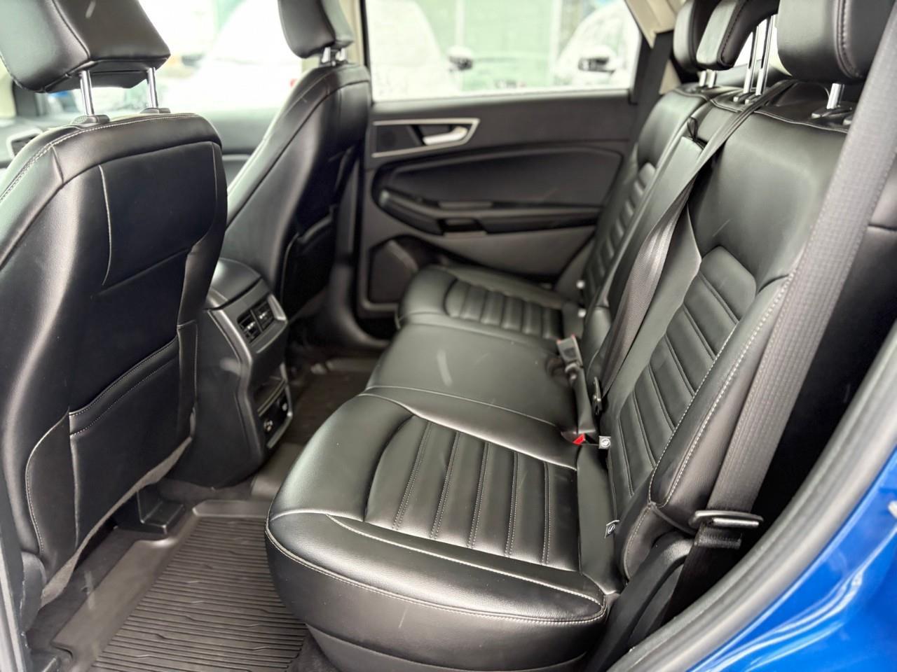 2021 Ford Edge SEL 4dr All-wheel Drive Photo4