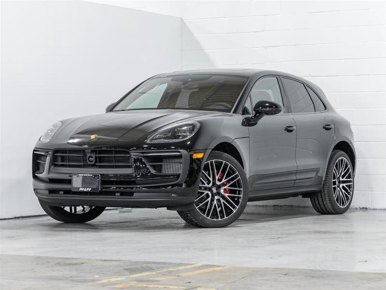 2026 Porsche Macan  Photo