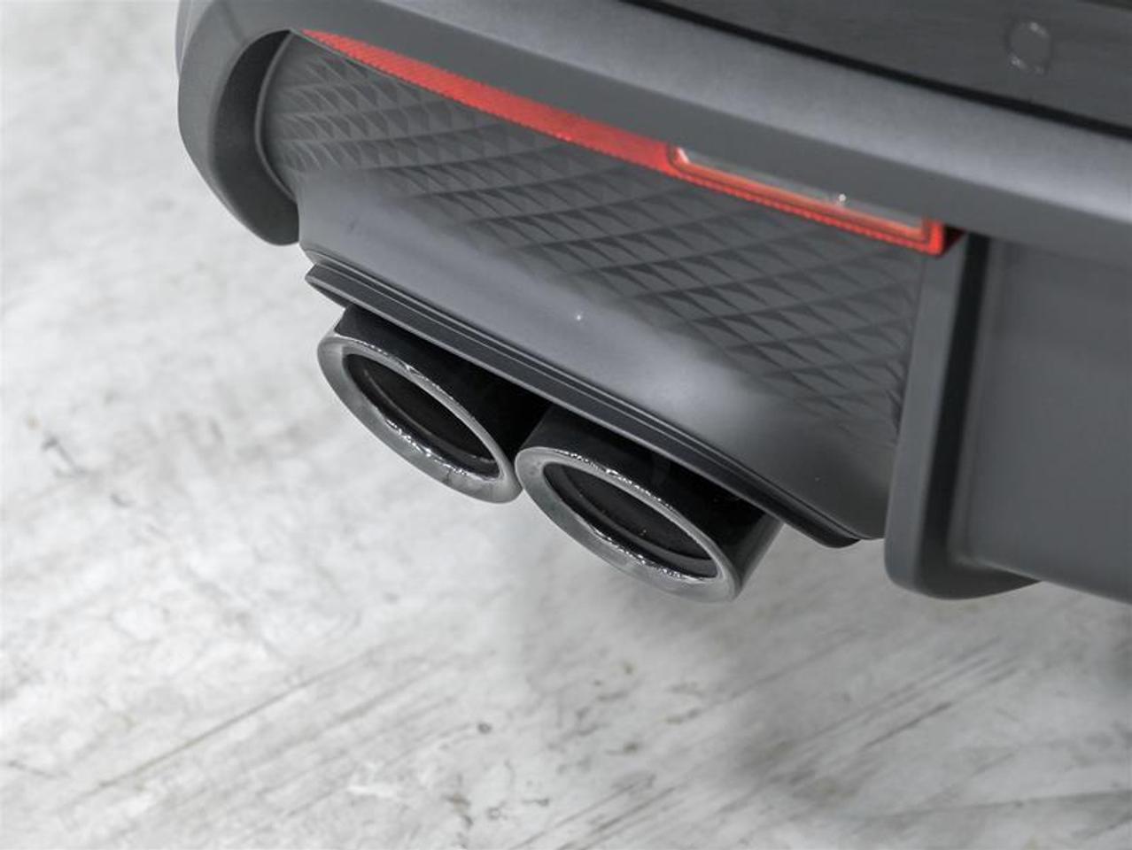 2026 Porsche Macan  Photo