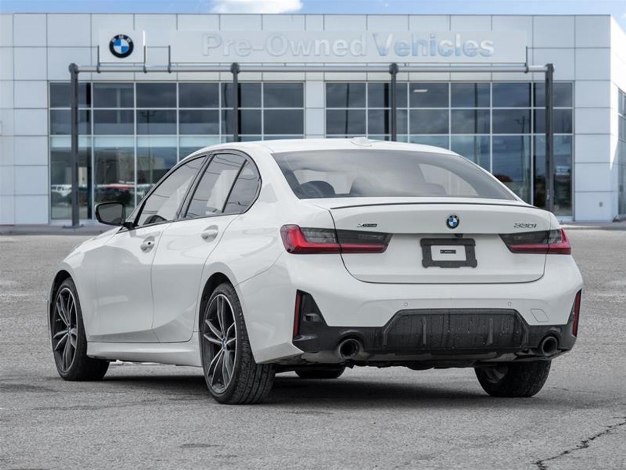 2024 BMW 330 i xDrive 4dr All-Wheel Drive Sedan Photo