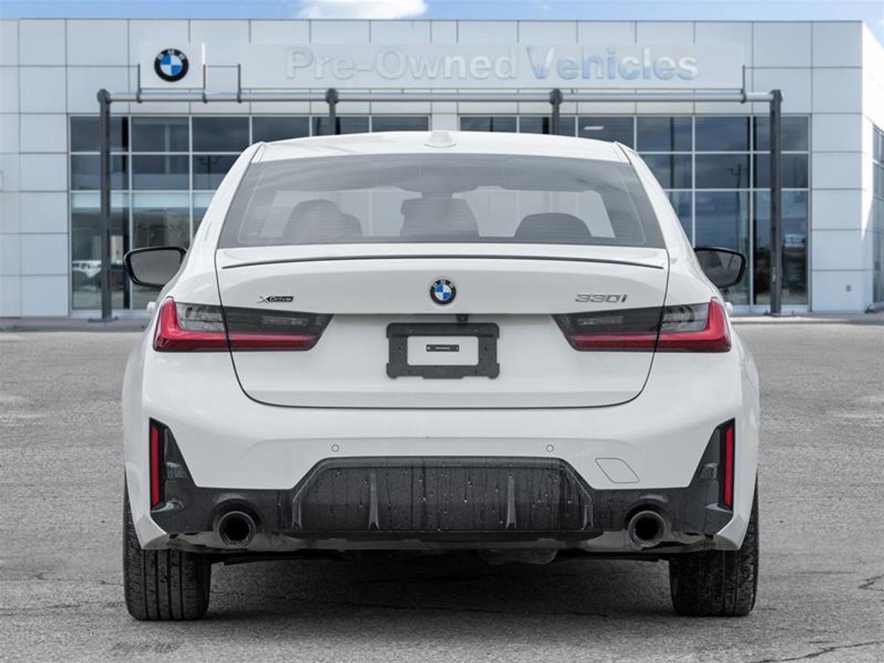 2024 BMW 330 i xDrive 4dr All-Wheel Drive Sedan Photo