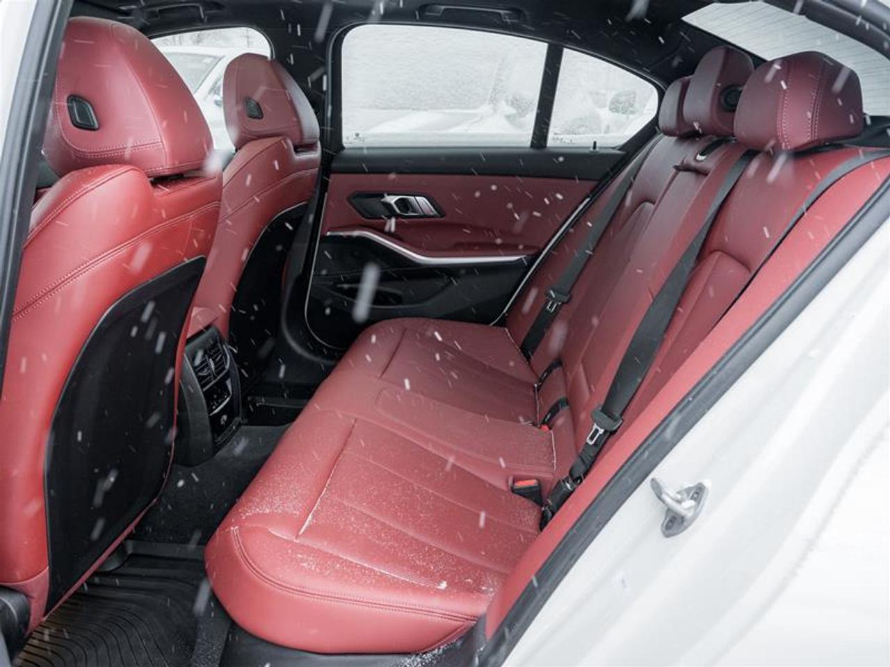 2024 BMW 330 i xDrive 4dr All-Wheel Drive Sedan Photo