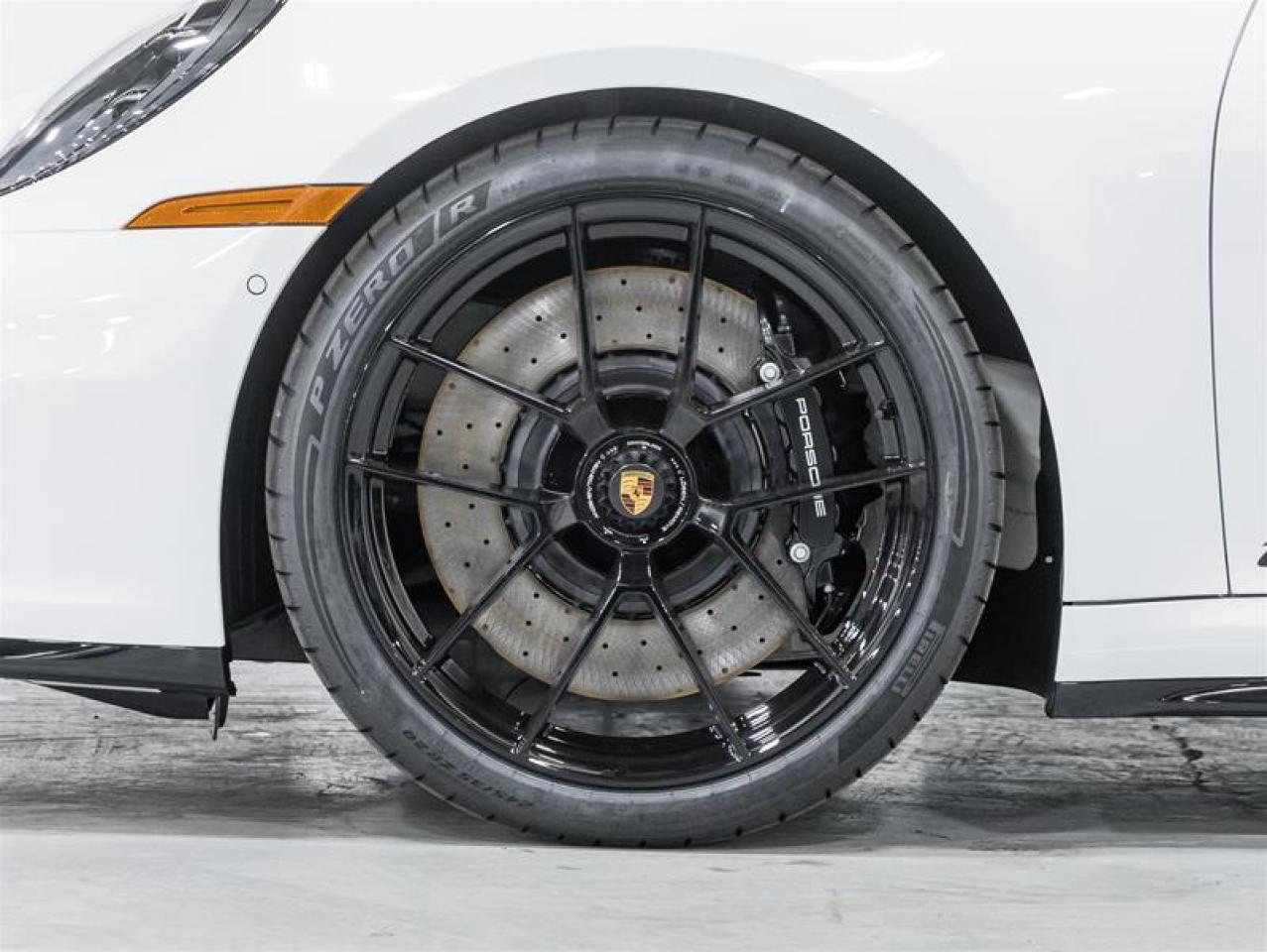 2026 Porsche 911  Photo4