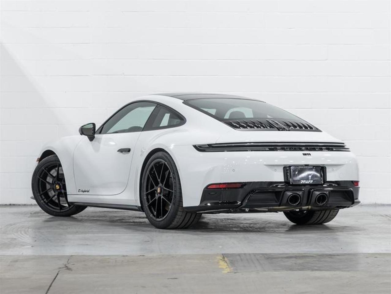 2026 Porsche 911  Photo