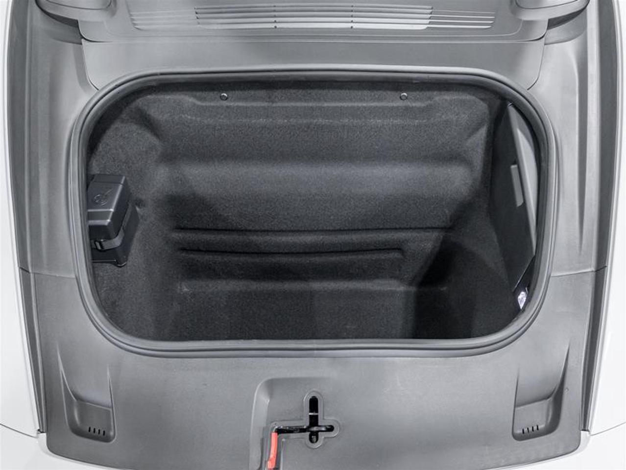 2026 Porsche 911  Photo2