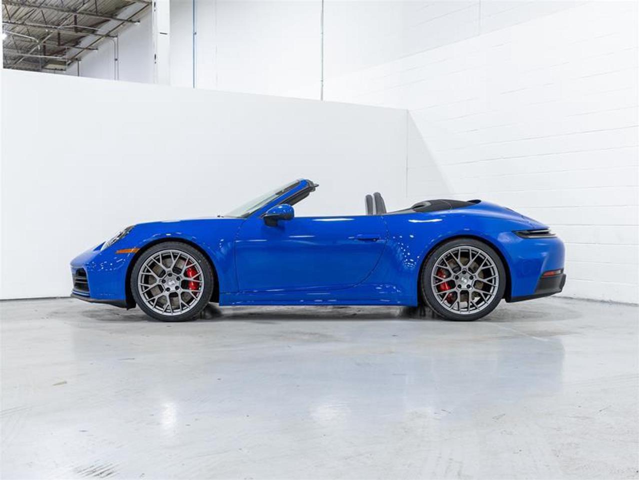 2026 Porsche 911  Photo3