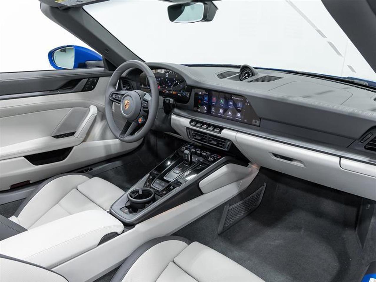 2026 Porsche 911  Photo