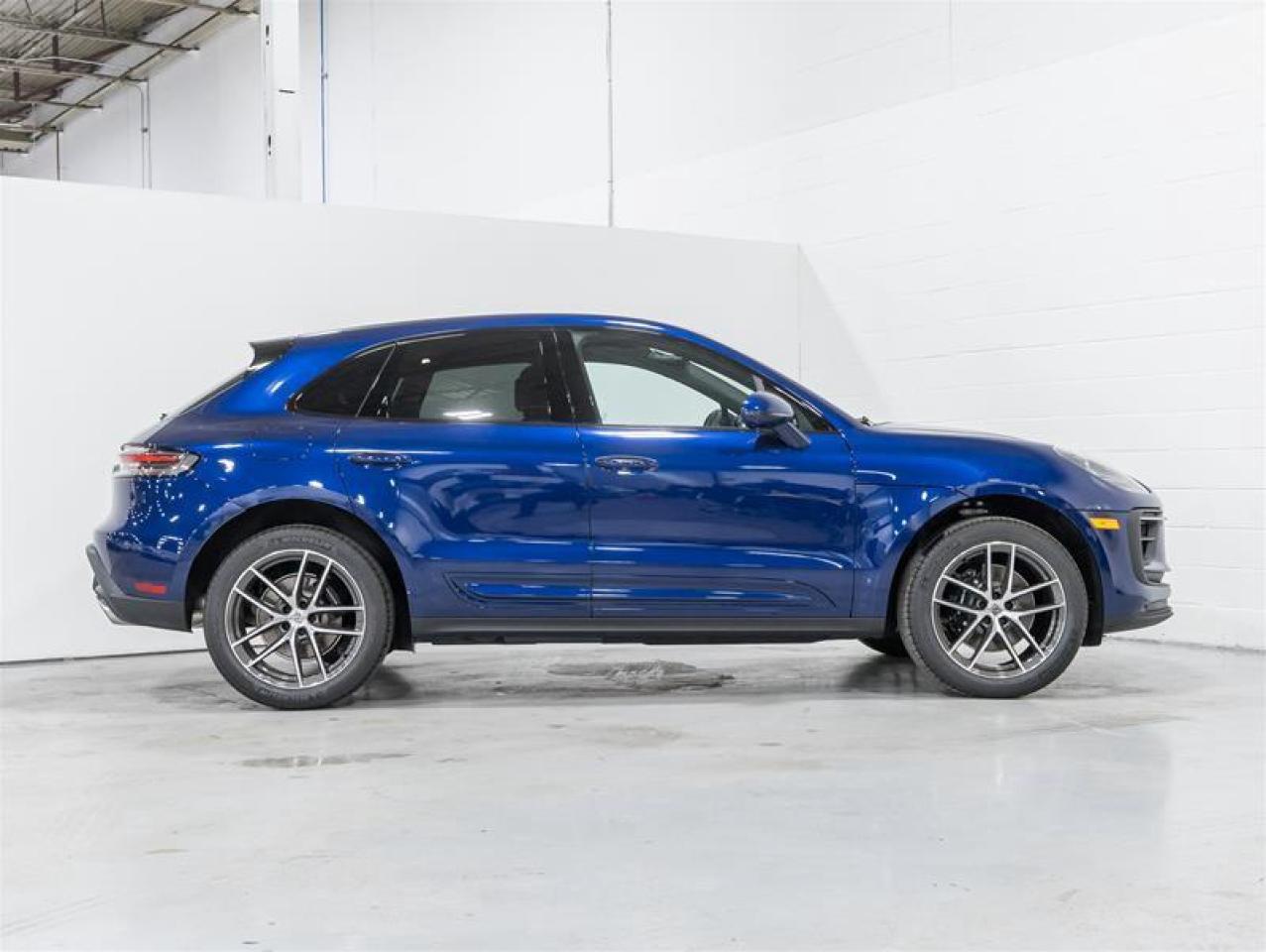 2026 Porsche Macan  Photo