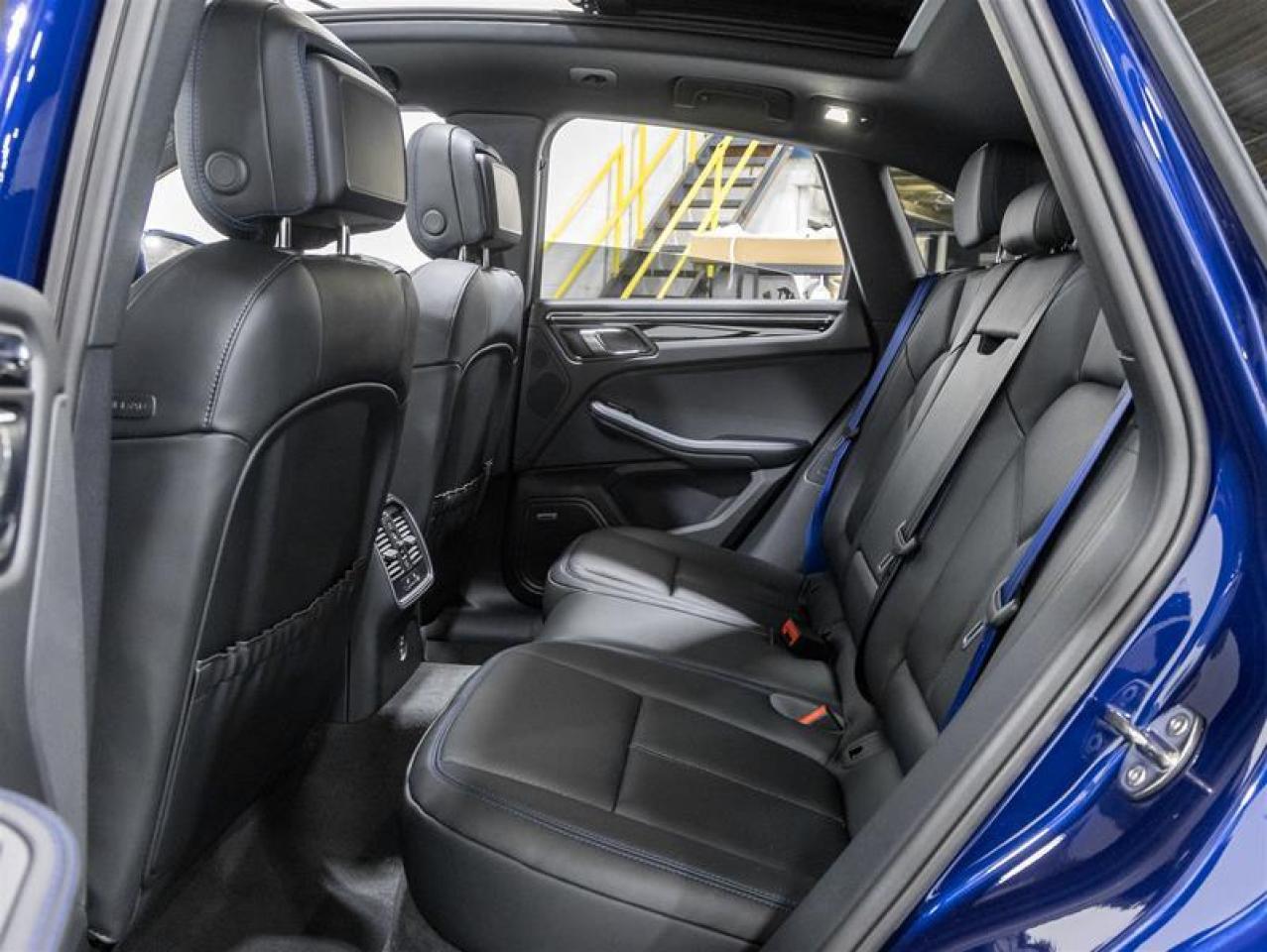 2026 Porsche Macan  Photo