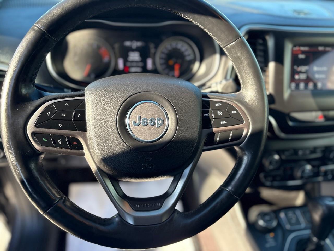 2019 Jeep Cherokee North 4dr 4x4 Photo