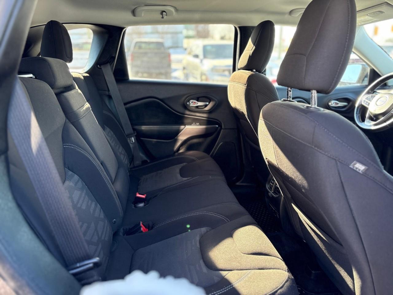 2019 Jeep Cherokee North 4dr 4x4 Photo