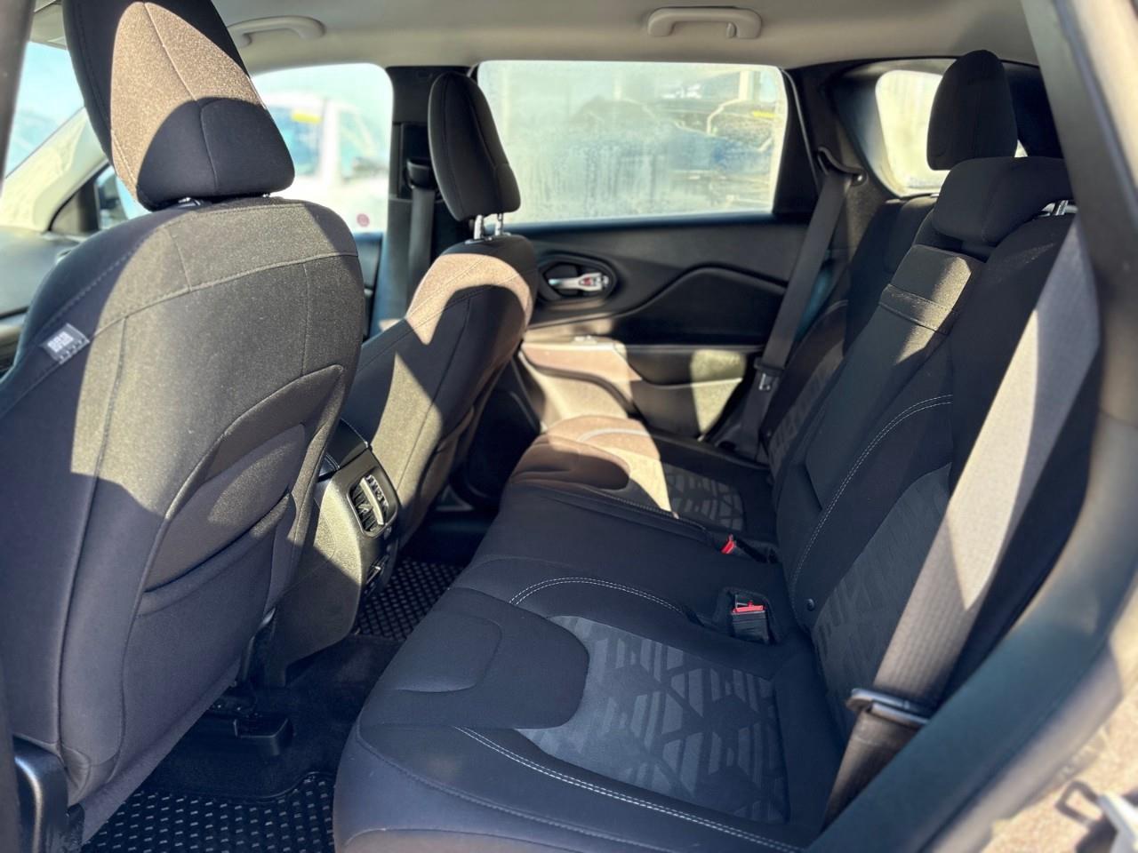 2019 Jeep Cherokee North 4dr 4x4 Photo