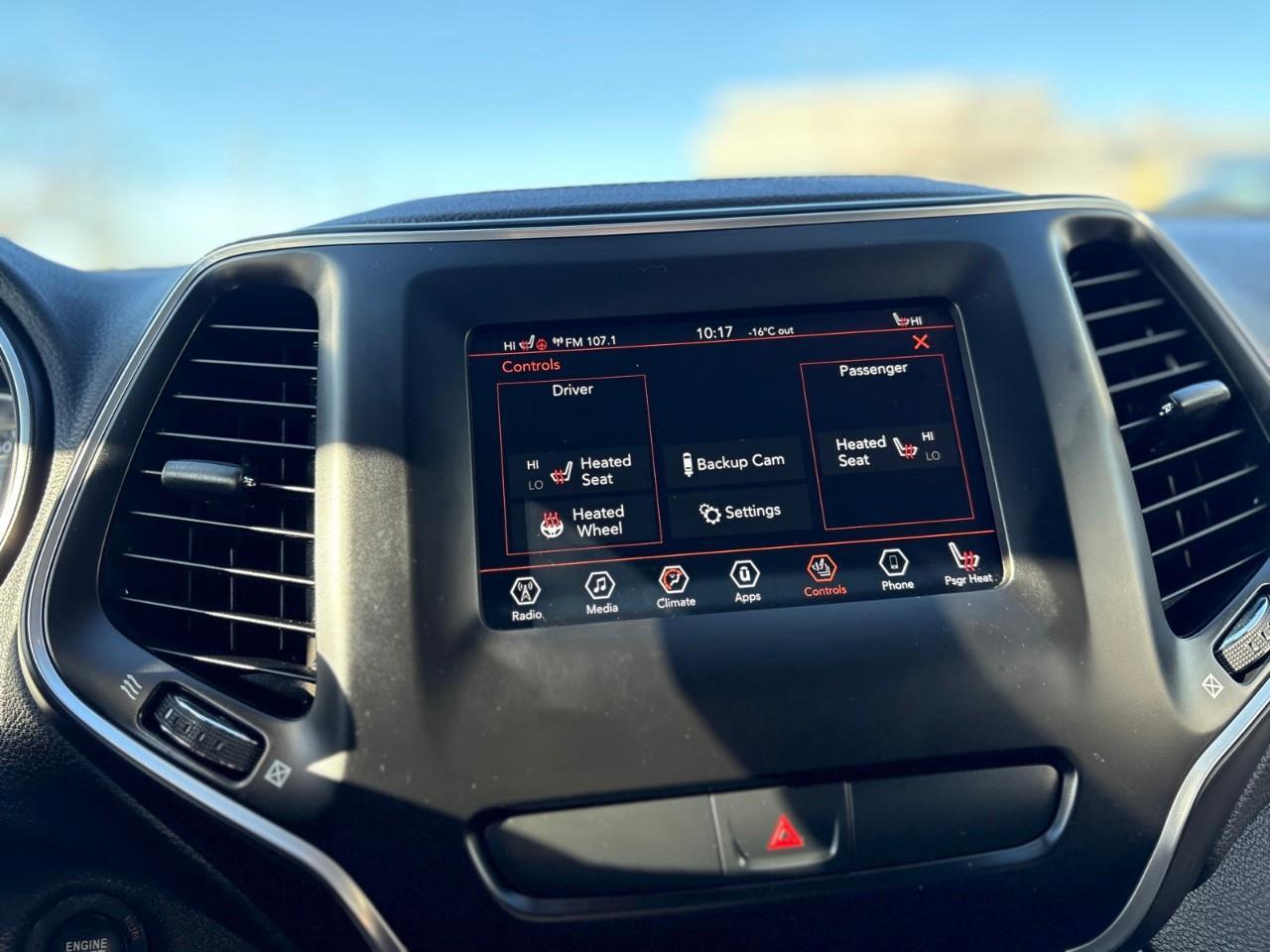 2019 Jeep Cherokee North 4dr 4x4 Photo